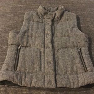 BUNDLE BOGO buy 3 get 1 FREE. vest